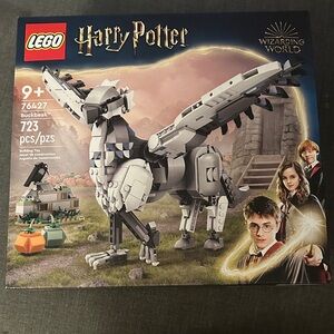 LEGO Harry Potter Buckbeak Building Set - Black and White